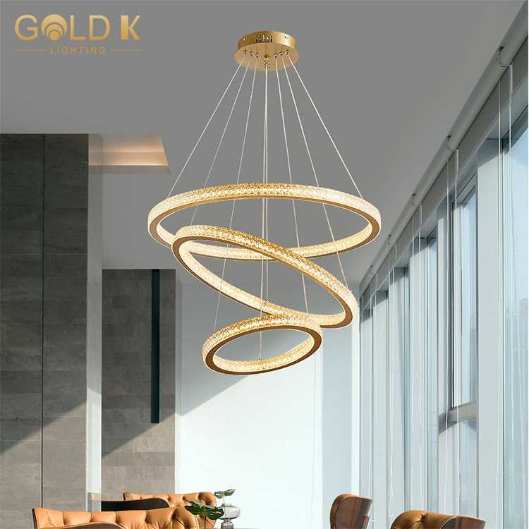 مصباح قلادة خاتم الذهب